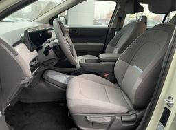 Zunanja slika - KIA EV3 - 58.3 kWh baterija. 150 kW  204 KM  Air - 7 - Predogledna slika