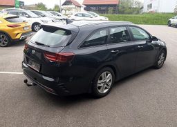 Zunanja slika - KIA Ceed - SW  SW 1.0 T-GDI  Champion + 1.lastnik+vl. kljuka - 3 - Predogledna slika