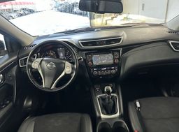 Notranja slika - Nissan Qashqai - 1.6 DCI TEKNA 4WD+4ALU.KAMERA.PANORAMA.USNJE.LED - 20 - Predogledna slika