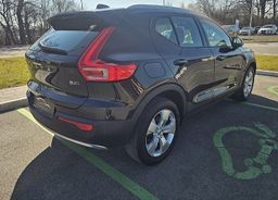 Zunanja slika - Volvo XC40 - B4P 4x4 AUT Momen-Pro|FULED|ALU|RADAR|NAViI|PDC| - 4 - Predogledna slika