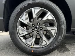 Zunanja slika - KG Mobility Torres - 152.2 kW Trail 2WD - 6 - Predogledna slika