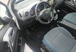 Zunanja slika - Citroën Berlingo - Feel 1.6 BlueHDi 99ks °1-LASTNIK° °NAVIGACIJA° - 6 - Predogledna slika