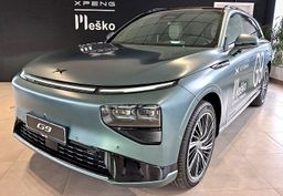 Zunanja slika - Xpeng G9 - PERFORMANCE AWD KAITOKE MAT GREEN - 1 - Predogledna slika