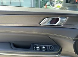 Zunanja slika - Lynk & Co 01 - More 2025 Priključni hibrid... - 13 - Predogledna slika