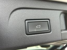 Zunanja slika - VW Touran - 2,0 TDI BMT Family DSG - 20 - Predogledna slika