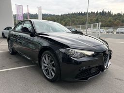 Zunanja slika - Alfa Romeo Giulia - 2.0 Turbo 280 Q4 Ti  - AVTOMATIK - SAMO 18.000KM - 13 - Predogledna slika