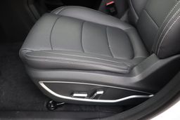 Notranja slika - Dongfeng Seres 3 - Luxury 120kw - 54kWh odprodaja novih vozil - 22 - Predogledna slika