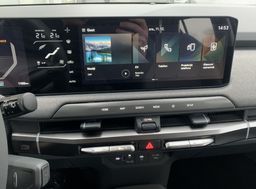 Zunanja slika - KIA EV3 - 58.3 kWh baterija. 150 kW  204 KM  Air - 9 - Predogledna slika