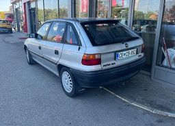 Zunanja slika - Opel Astra - OLDTIMER - CERTIFIKAT STARODOBNIKA - 3 - Predogledna slika