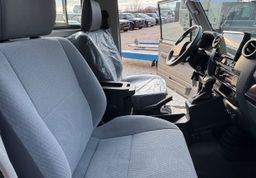 Zunanja slika - Toyota Land Cruiser - 4.0 V6 pickup enojna kabina - 9 - Predogledna slika