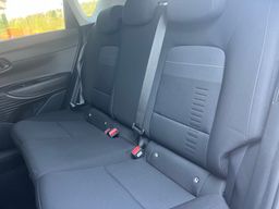 Notranja slika - Hyundai Bayon - 1,2 MPI Comfort + Winter, rg - 9 - Predogledna slika