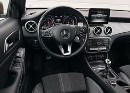 Zunanja slika - Mercedes-Benz GLA-Razred - GLA 180-LED-NAVI-PDC-KAMERA-ALU - 7 - Predogledna slika