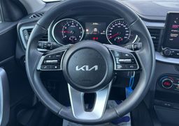 Zunanja slika - KIA Ceed - 1.0 T-GDi LX Champion+ KAMERA-TEMPOMAT-DAB+ - 10 - Predogledna slika