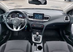 Zunanja slika - KIA Ceed - SW 1.0 T-GDi ISG LX Edition 1. LASTNIK SLO. POREKLO - 8 - Predogledna slika