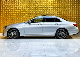Zunanja slika - Mercedes-Benz E-Razred - E220d AMG LINE-ZRAČNO-SIBEDAH-HLAJENJE-KAMERA... - 6 - Predogledna slika