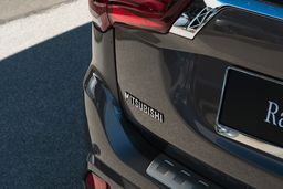 Zunanja slika - Mitsubishi Outlander - 2.0 Mivec 4WD INSYLE+ - 7 - Predogledna slika