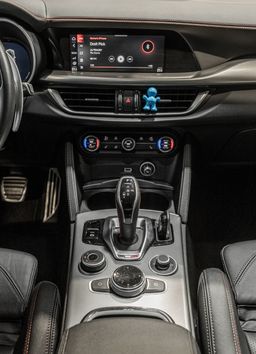 Zunanja slika - Alfa Romeo Stelvio - COMPETIZIONE-Q4-VIRTUAL-NAVI-KEYLESS-RADAR-HK-21C - 15 - Predogledna slika