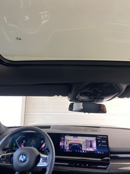 Notranja slika - BMW Serija 5 - Touring: 520d Msport Laser Panorama Harman Head-up 3 - 10 - Predogledna slika