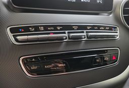 Zunanja slika - Mercedes-Benz V-Razred - V 250 d BlueEFFICIENCY Avt. 4Matic USNJE 360KAM TEMP 7xS - 13 - Predogledna slika