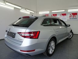 Zunanja slika - Škoda Superb - 2.0 TDI Style Comb DSG 4X4 140 kW.NEMŠKI.USNJE.ACC - 1 - Predogledna slika