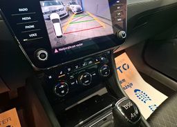 Zunanja slika - Škoda Superb - 2.0 TDI 4x4 Sportline Combi DSG 190KM-KAMERA-LED-. - 5 - Predogledna slika