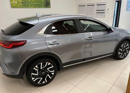 Zunanja slika - KIA XCeed - 1.6 T-GDi EX WAY ISG.7DCT 110.3 kW - 4 - Predogledna slika