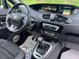 Zunanja slika - Renault Grand Scenic - Bose TCe 130PS 7SEDEŽEV LED NAVI PDC ALU17 - 13 - Predogledna slika
