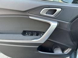 Zunanja slika - KIA Ceed - 1.0 T-GDi EX Champion + ISG. M T - 18 - Predogledna slika