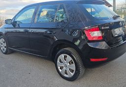 Zunanja slika - Škoda Fabia - 1.0 75ks °LED° °OGR.SEDEŽI° °2x PARK.SENZORJI° - 7 - Predogledna slika