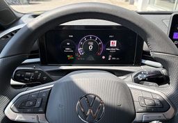 Zunanja slika - VW T-Roc - 1.5 eTSI R-Line DSG - 7 - Predogledna slika