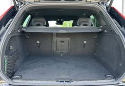 Zunanja slika - Volvo XC60 - B5P AWD Black Edition Avt. BLISS ACC MEMORY, GRET. - 12 - Predogledna slika