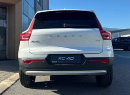 Zunanja slika - Volvo XC40 - B3  P  163hp Core 3 leta garancije + 3 servisi - 5 - Predogledna slika