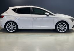 Zunanja slika - Seat Leon - 2.0TDI-FR-PANORAMA-NAVIGACIJA-TEMPOMAT-GRETJE SED - 4 - Predogledna slika