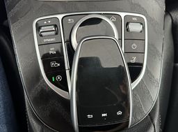 Zunanja slika - Mercedes-Benz E-Razred - AMG Line Avt. 220 AMG 4Matic.NEMŠKI.KAMERA.DIZEL - 16 - Predogledna slika