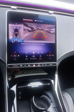 Zunanja slika - Mercedes-Benz EQE - 300 AMG Line - 10 - Predogledna slika