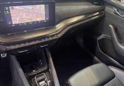 Zunanja slika - Škoda Octavia - RS-VIRTUAL-PANORAMA-NAVI-HALJENJE SED-ALCANTARA - 12 - Predogledna slika