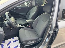 Notranja slika - KIA Niro - KIA - 7 - Predogledna slika