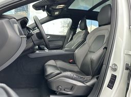 Zunanja slika - Volvo XC60 - B5 D Ultimate Dark AT AWD - 10 - Predogledna slika