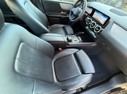 Zunanja slika - Mercedes-Benz B-Razred - B 200 d-Usnje-Ful led-Kamera-Widescreen-F1... - 14 - Predogledna slika