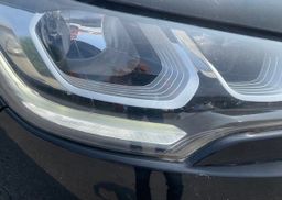 Zunanja slika - Citroën C4 - 1.2 PureTech 110 Feel.VELIK SERVIS.SAMO 103.000 KM - 9 - Predogledna slika