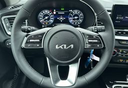 Zunanja slika - KIA XCeed - 1.5 T-GDi EX WAY ISG.7DCT... - 14 - Predogledna slika