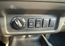 Zunanja slika - Nissan Navara - 2.5 dci 4x4 NA KREDIT BREZ POLOGA - 9 - Predogledna slika