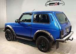 Zunanja slika - Lada Niva - 4x4 1.7 61kW KLJUKA EL.STEKLA - 10 - Predogledna slika