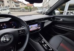Zunanja slika - Alfa Romeo Junior - 1.2 E-DCT6 MHEV 145 SPECIALE 1. LASTNIK SLOVENSKI - 12 - Predogledna slika
