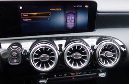 Zunanja slika - Mercedes-Benz A-Razred - Mercedes-AMG A 35 4MATIC+ - 18 - Predogledna slika