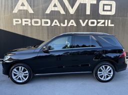 Zunanja slika - Mercedes-Benz GLE-Razred - GLE 250d-PANORAMA-360°-USNJE- NAVI-H K - 4 - Predogledna slika