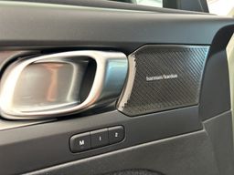 Zunanja slika - Volvo XC40 - B4P AWD Core Avt. - 19 - Predogledna slika