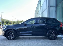 Zunanja slika - Volvo XC60 - B5  P  AWD Ultra Black Edition... - 8 - Predogledna slika