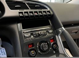 Zunanja slika - Peugeot 3008 - 2.0 HDI-200KM-AUT-4X4-LED-HUD-NAVI-PDC-TEMP-17COL. - 14 - Predogledna slika