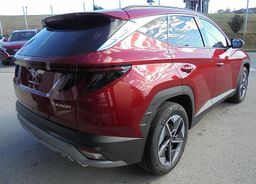 Zunanja slika - Hyundai Tucson - 1.6 T-GDI 150 STYLE 2WD°18alu°LED°Winter°Radar° - 3 - Predogledna slika